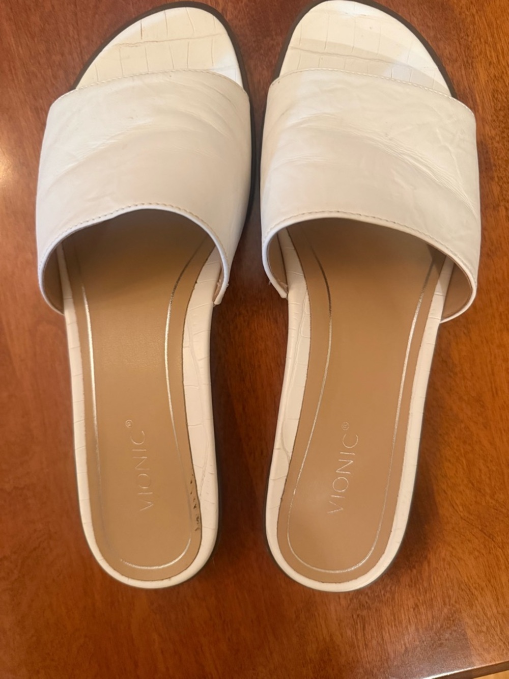 Vionic white Slide Mules with Wide Strap